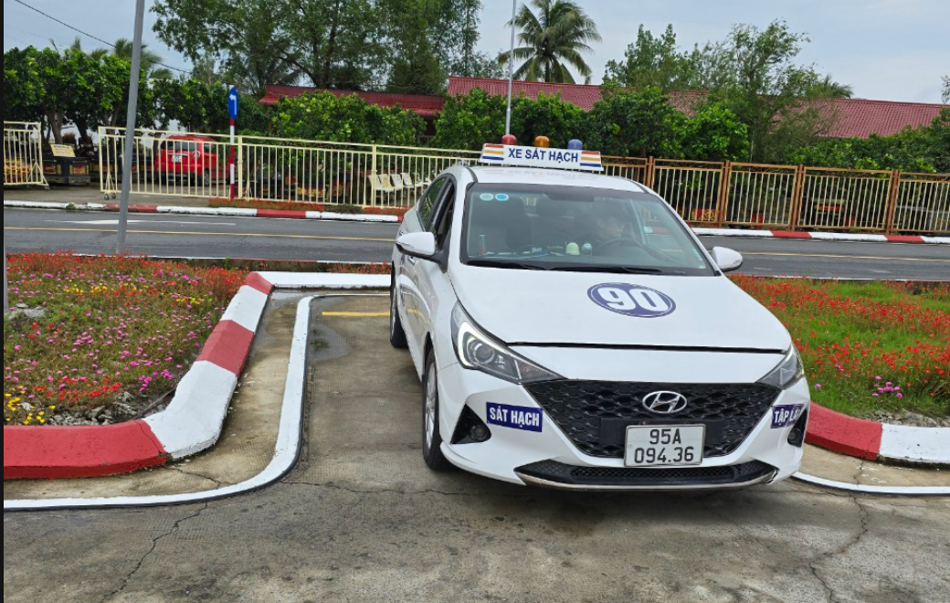 VĂN PHÒNG GHI DANH HỌC LÁI XE Ô TÔ ĐỒNG THÁP